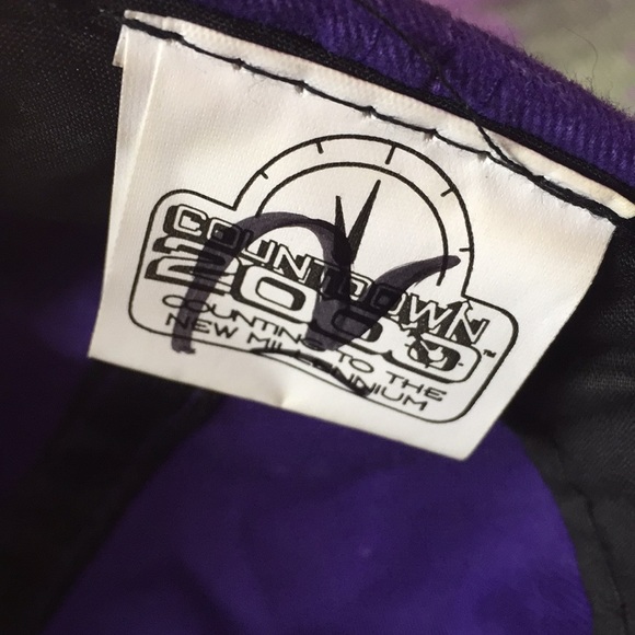 Millennium countdown hat - Picture 6 of 8